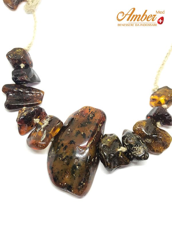 collana-ambra-terapeutica-pietra-centrale-con-lino-ambermed