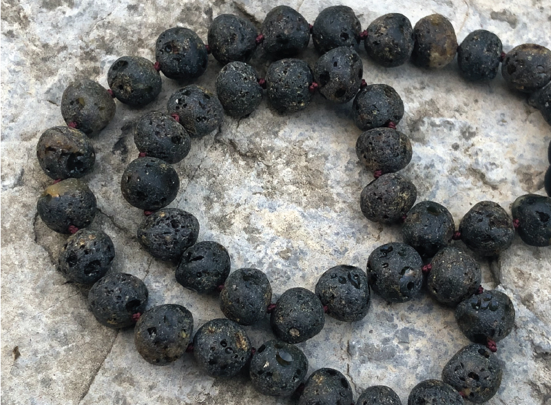 ambra-baltica-vera-nera-ambermed-collana-uomo